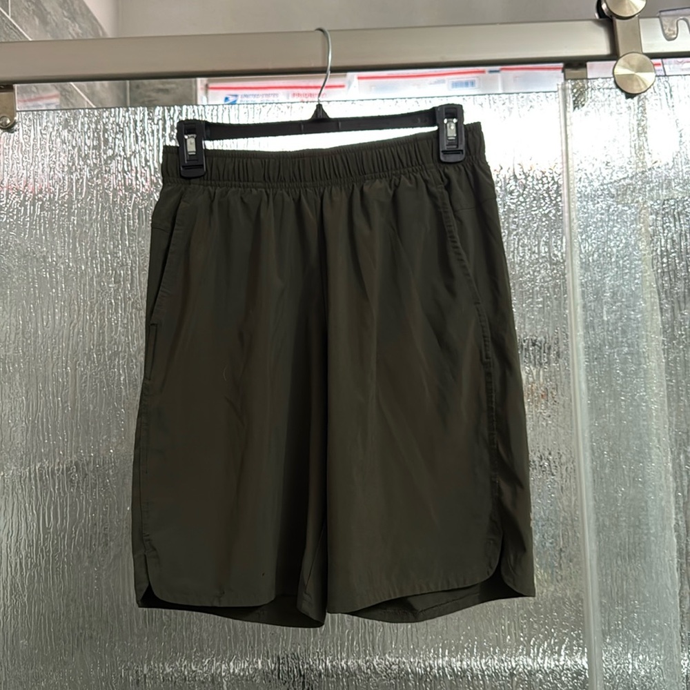Athletic shorts